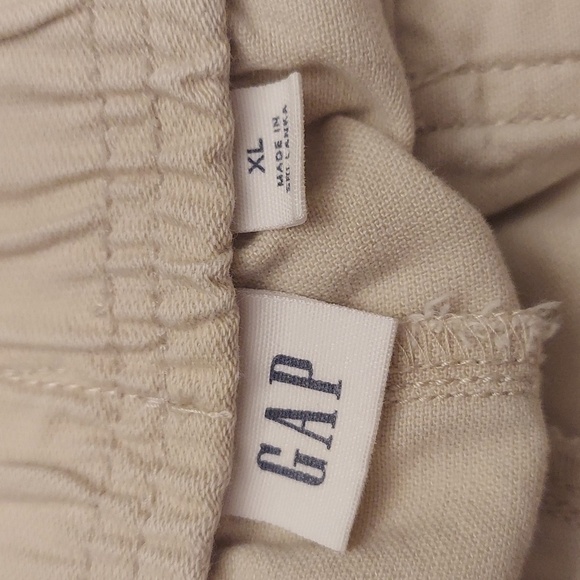 GAP Girlfriend Utility Joggers in Anchorage Cream - Picture 10 of 11